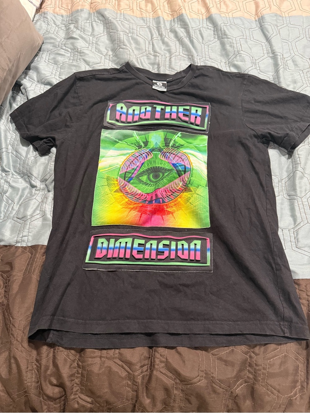 MENS "ANOTHER DIMENSION"  Black T SHIRT BY AKADEMIKS SZ L